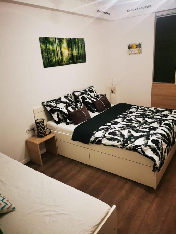Apartment Happiness & Bloom Plitvička Jezera Exteriör bild