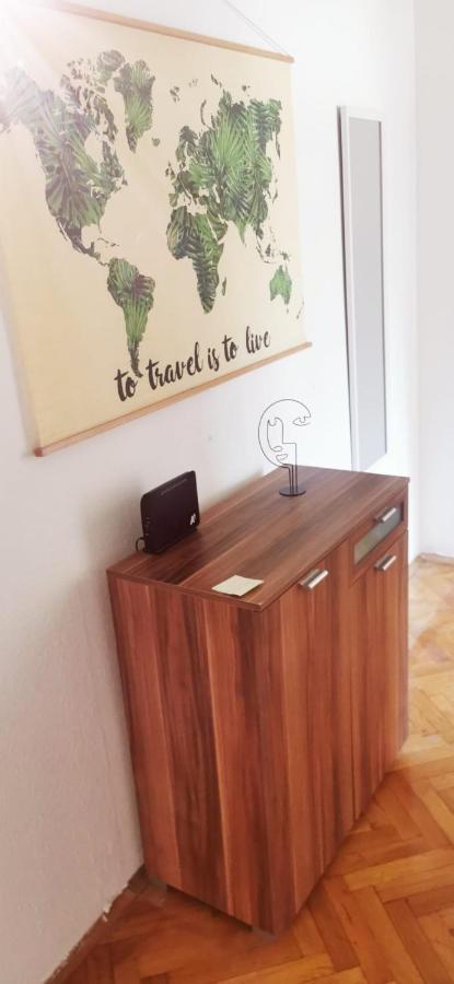 Apartment Happiness & Bloom Plitvička Jezera Exteriör bild